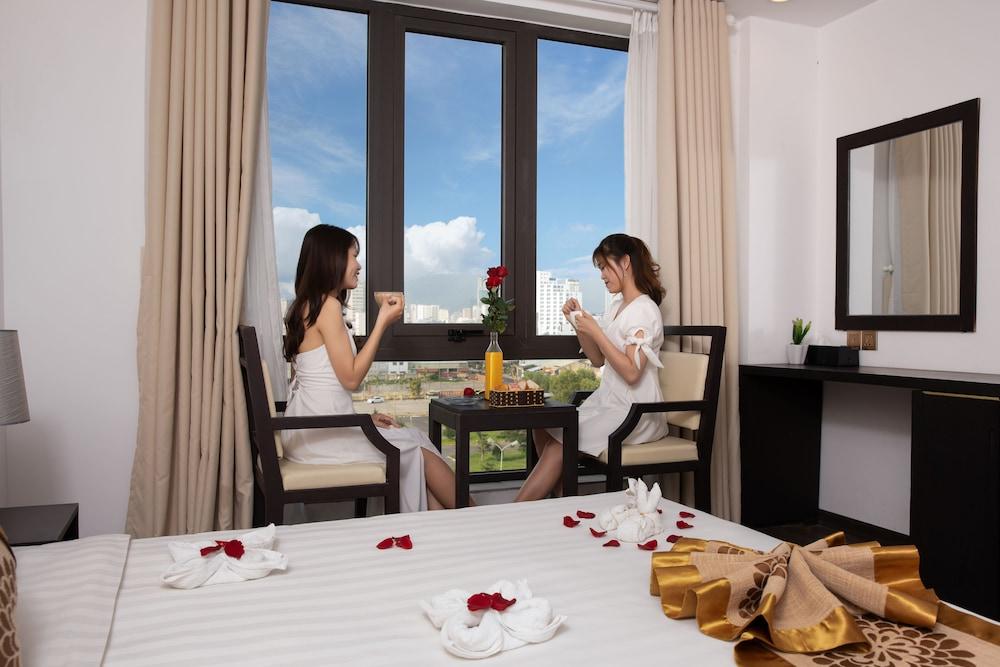 Hanami Hotel Danang Extérieur photo