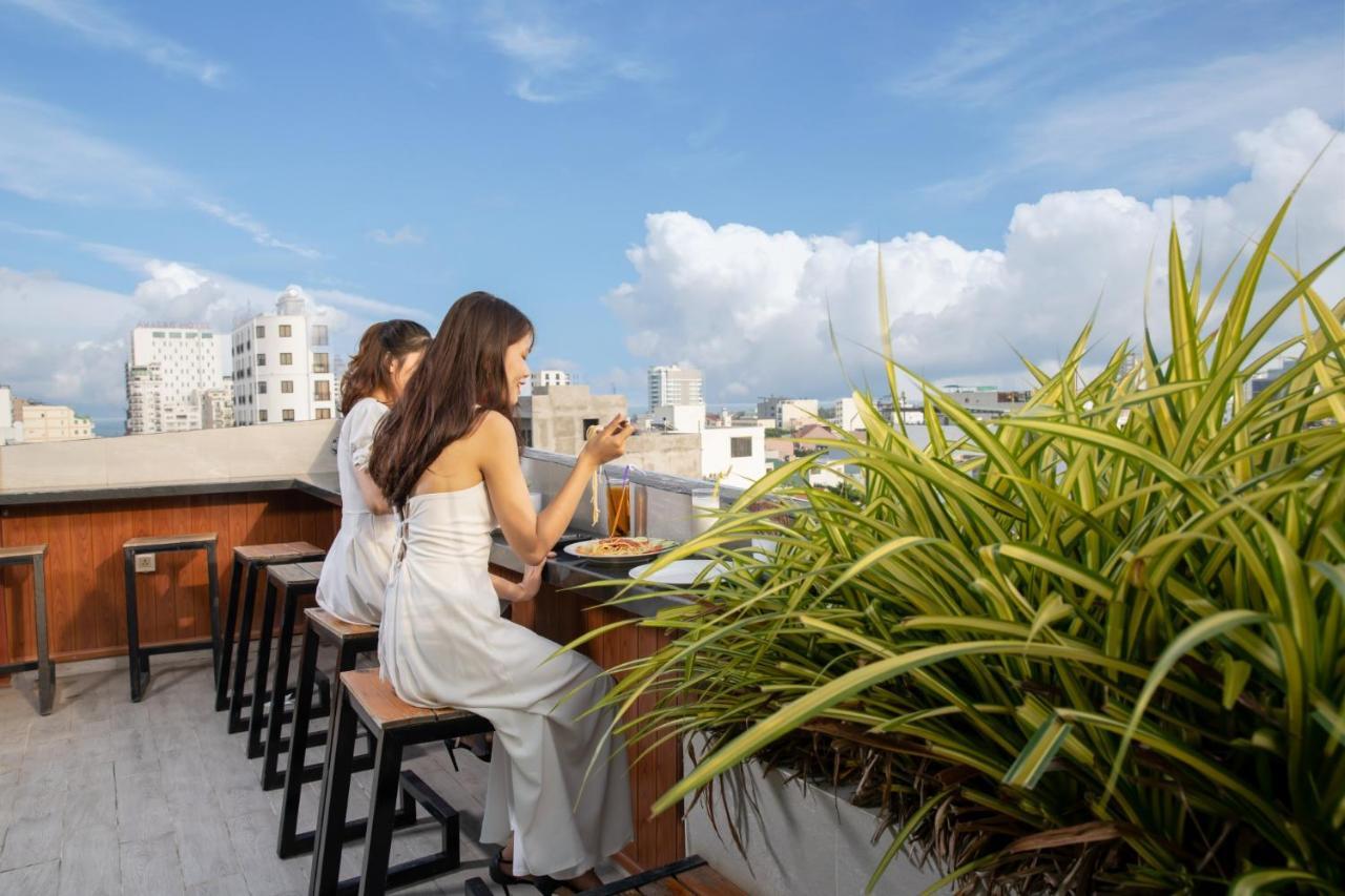 Hanami Hotel Danang Extérieur photo